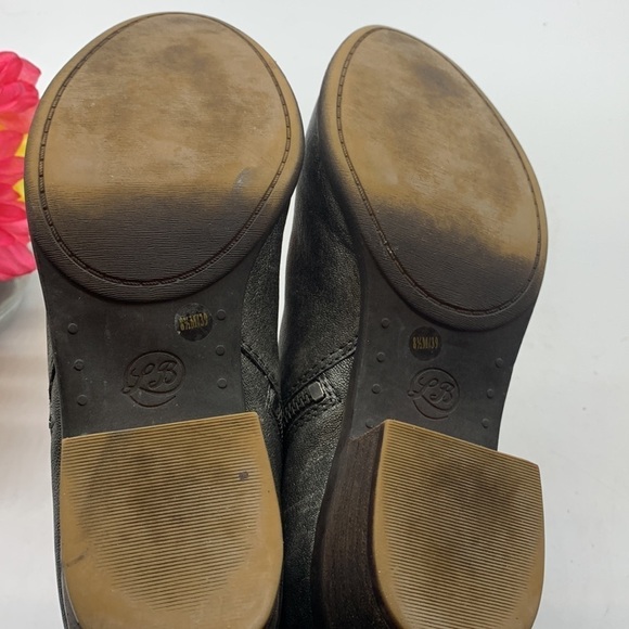 Lucky Brand Silver Ankle Boot Sz 8.5. MCA1273B - Picture 9 of 10